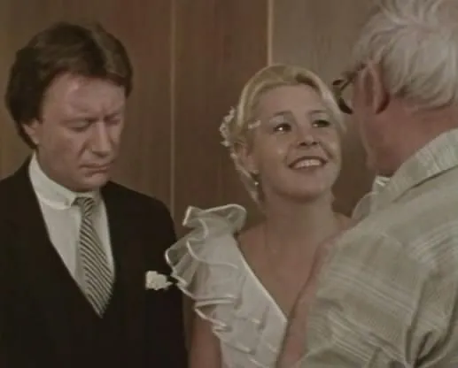 Блондинка за углом (1984) скачать торрент бесплатно Блондинка за углом (1984) фильм скачать торрент бесплатно