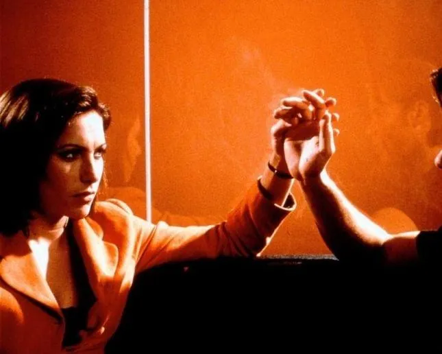 Их поменяли телами (1996) скачать торрент бесплатно Их поменяли телами (1996) фильм скачать торрент бесплатно