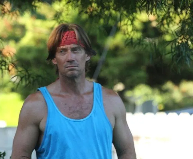 Пулбой: Спасайся кто может (2011) скачать торрент файл Пулбой: Спасайся кто может (2011) фильм скачать торрент файл