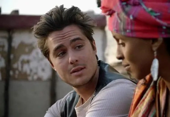 Репортер на краю света (2016) скачать торрент бесплатно Репортер на краю света (2016) фильм скачать торрент бесплатно