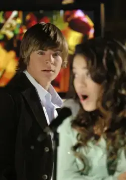 Классный мюзикл (2006) скачать торрент бесплатно Классный мюзикл (2006) фильм скачать торрент бесплатно