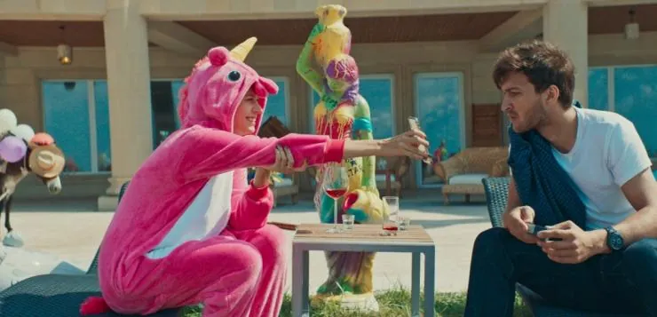 Жара (2019) скачать торрент бесплатно Жара (2019) фильм скачать торрент бесплатно