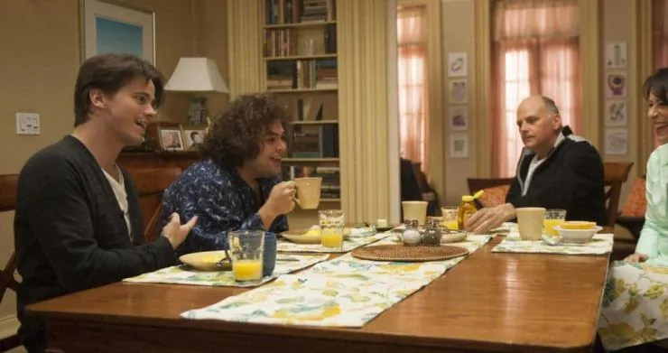 Мы и они (2013) 1 сезон 1-5,6,7 серия скачать торрент бесплатно Мы и они (2013) сериал 1-5,6,7 серию 1 сезона скачать торрент бесплатно