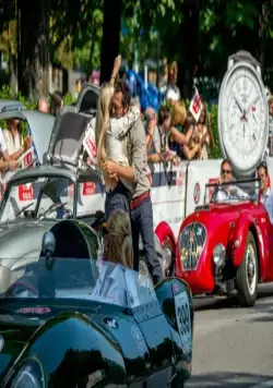 Гонки по-итальянски (2015) скачать торрент бесплатно Гонки по-итальянски (2015) фильм скачать торрент бесплатно