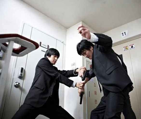 Тайное воссоединение (2010) скачать торрент бесплатно Тайное воссоединение (2010) фильм скачать торрент бесплатно