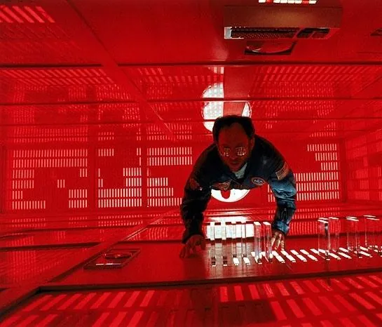 Космическая одиссея 2010 (1984) скачать торрент бесплатно Космическая одиссея 2010 (1984) фильм скачать торрент бесплатно