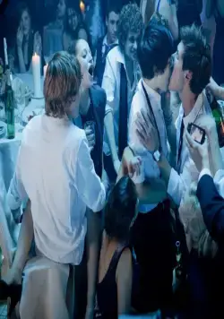 Зал самоубийц (2011) в хорошем качестве скачать торрент файл Зал самоубийц (2011) фильм в хорошем качестве скачать торрент файл