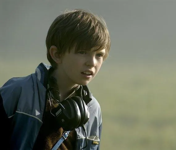 Есть там кто-нибудь? (2009) скачать торрент файл Есть там кто-нибудь? (2009) фильм скачать торрент файл