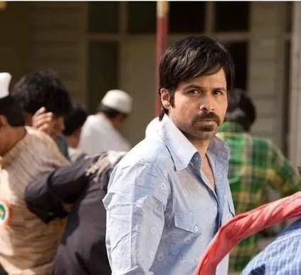 Однажды в Мумбаи (2010) скачать торрент бесплатно Однажды в Мумбаи (2010) фильм скачать торрент бесплатно