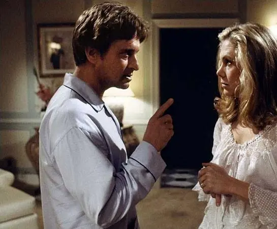 Война супругов Роуз (1989) в хорошем качестве скачать торрент файл Война супругов Роуз (1989) фильм в хорошем качестве скачать торрент файл