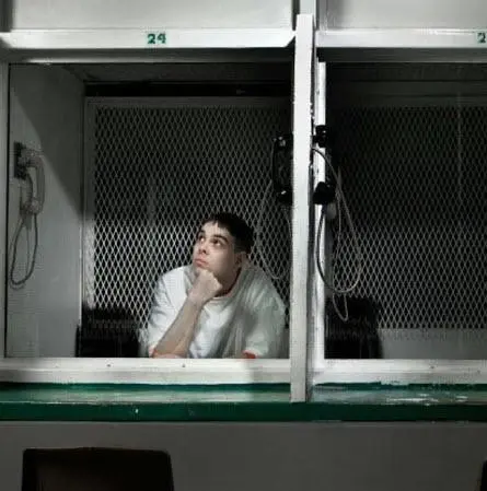 В бездну: Повесть о жизни, повесть о смерти (2011) скачать торрент файл В бездну: Повесть о жизни, повесть о смерти (2011) фильм скачать торрент файл