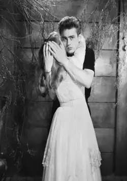 К востоку от рая (1955) скачать торрент бесплатно К востоку от рая (1955) фильм скачать торрент бесплатно