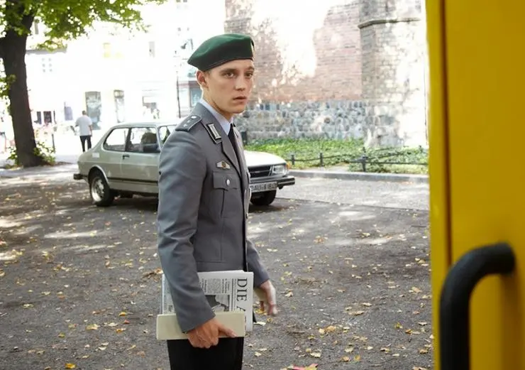 Германия 83 (2015) 1-3 сезон 1-6,7,8 серия скачать торрент бесплатно Германия 83 (2015) сериал 1-6,7,8 серию 1-3 сезона скачать торрент бесплатно