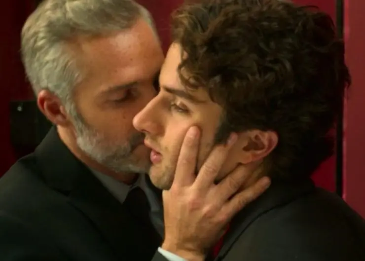 Дом цветов (2018) 1-3 сезон 1-10,11,12 серия скачать торрент файл Дом цветов (2018) сериал 1-10,11,12 серию 1-3 сезона скачать торрент файл