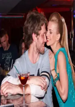 Пятый этаж без лифта (2013) 1 сезон 1-1,2,3,4 серия скачать торрент файл Пятый этаж без лифта (2013) сериал 1-1,2,3,4 серию 1 сезона скачать торрент файл