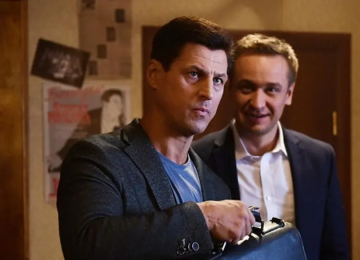 Женщина в зеркале (2018) 1 сезон 1-1,2,3,4 серия скачать торрент бесплатно Женщина в зеркале (2018) сериал 1-1,2,3,4 серию 1 сезона скачать торрент бесплатно