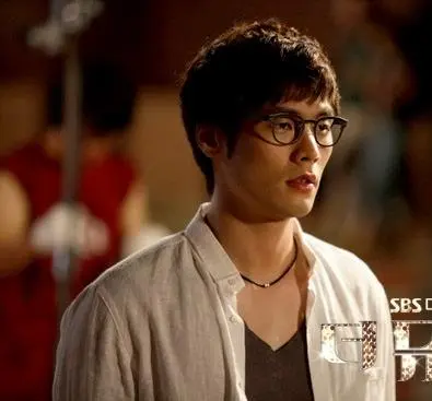 Мюзикл (2011) 1 сезон 1-13,14,15 серия в хорошем качестве скачать торрент файл Мюзикл (2011) сериал 1-13,14,15 серию 1 сезона в хорошем качестве скачать торрент файл