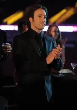 В лунном свете (2007) 1 сезон 1-14,15,16 серия скачать торрент файл В лунном свете (2007) сериал 1-14,15,16 серию 1 сезона скачать торрент файл