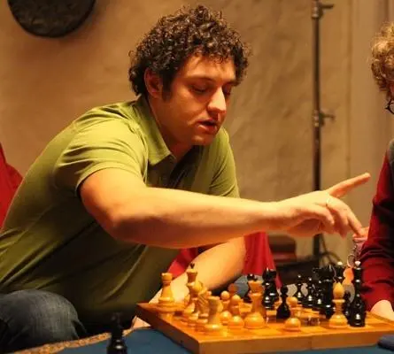 Школа для толстушек (2010) скачать торрент бесплатно Школа для толстушек (2010) фильм скачать торрент бесплатно