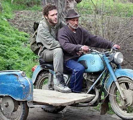 Ласточкино гнездо (2012) 1 сезон 1-10,11,12 серия скачать торрент файл Ласточкино гнездо (2012) сериал 1-10,11,12 серию 1 сезона скачать торрент файл