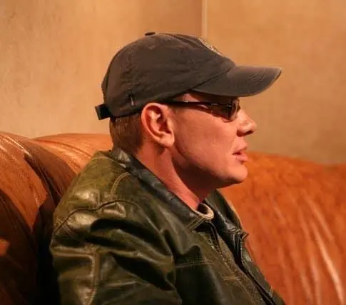 Пороки и их поклонники (2006) 1 сезон 1-1 серия скачать торрент файл Пороки и их поклонники (2006) сериал 1-1 серию 1 сезона скачать торрент файл