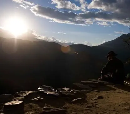 Простак за границей (2010) 1-3 сезон 1-1,2,3 серия в хорошем качестве скачать торрент файл Простак за границей (2010) сериал 1-1,2,3 серию 1-3 сезона в хорошем качестве скачать торрент файл