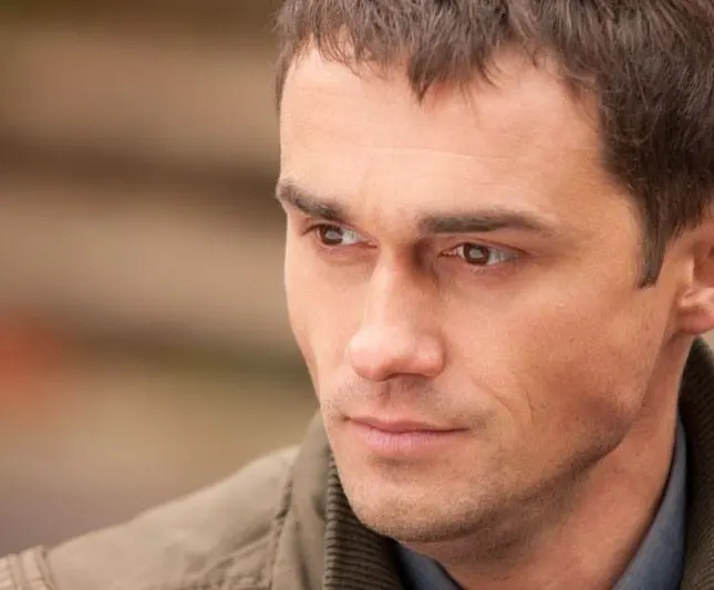 Грач (2012) 1 сезон 1-10,11,12 серия скачать торрент бесплатно Грач (2012) сериал 1-10,11,12 серию 1 сезона скачать торрент бесплатно