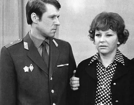 Следствие ведут знатоки: Он где-то здесь (1982) скачать торрент файл Следствие ведут знатоки: Он где-то здесь (1982) фильм скачать торрент файл