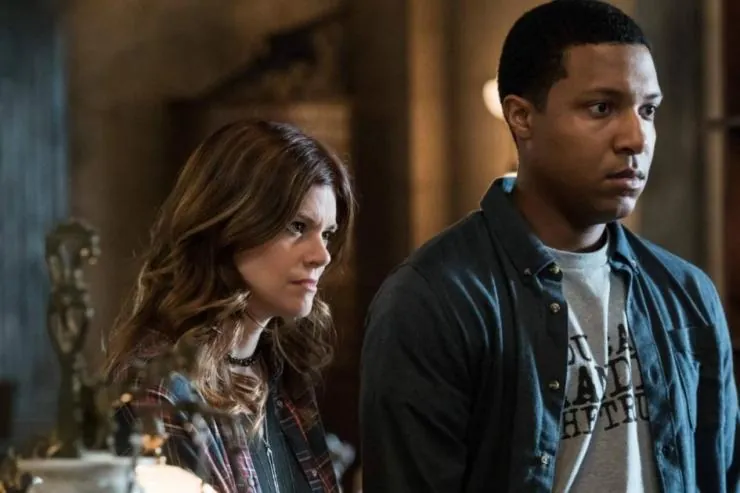 Сонная Лощина (2013) 1-4 сезон 1-11,12,13 серия в хорошем качестве скачать торрент файл Сонная Лощина (2013) сериал 1-11,12,13 серию 1-4 сезона в хорошем качестве скачать торрент файл