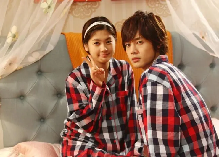 Озорной поцелуй (2011) 1 сезон 1-14,15,16 серия в хорошем качестве скачать торрент файл Озорной поцелуй (2011) сериал 1-14,15,16 серию 1 сезона в хорошем качестве скачать торрент файл