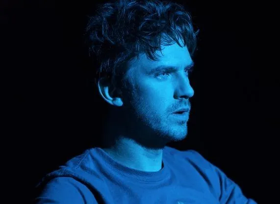 Легион (2017) 1-3 сезон 1-6,7,8 серия в хорошем качестве скачать торрент файл Легион (2017) сериал 1-6,7,8 серию 1-3 сезона в хорошем качестве скачать торрент файл