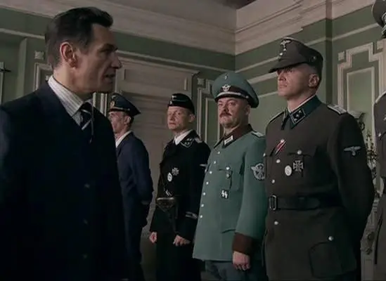 Красная капелла (2004) 1 сезон 1-14,15,16 серия скачать торрент бесплатно Красная капелла (2004) сериал 1-14,15,16 серию 1 сезона скачать торрент бесплатно