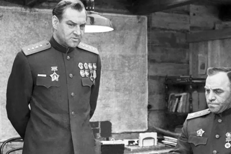 Освобождение: Направление главного удара (1970) скачать торрент бесплатно Освобождение: Направление главного удара (1970) фильм скачать торрент бесплатно