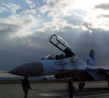 Зеркальные войны: Отражение первое (2005) 1 сезон 1-1,2,3,4 серия в хорошем качестве скачать торрент файл Зеркальные войны: Отражение первое (2005) сериал 1-1,2,3,4 серию 1 сезона в хорошем качестве скачать торрент файл