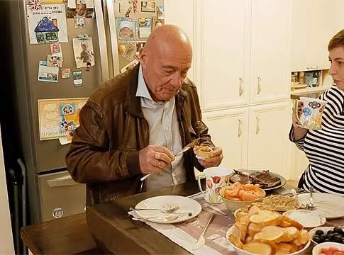 Еврейское счастье (2016) 1 сезон 1-6,7,8 серия в хорошем качестве скачать торрент файл Еврейское счастье (2016) сериал 1-6,7,8 серию 1 сезона в хорошем качестве скачать торрент файл