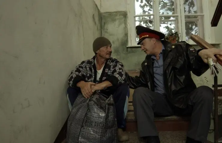 Истории одного подъезда (2015) скачать торрент бесплатно Истории одного подъезда (2015) фильм скачать торрент бесплатно