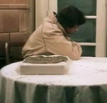 Маленькое одолжение (1984) скачать торрент файл Маленькое одолжение (1984) фильм скачать торрент файл