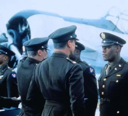 Пилоты из Таскиги (1995) скачать торрент файл Пилоты из Таскиги (1995) фильм скачать торрент файл