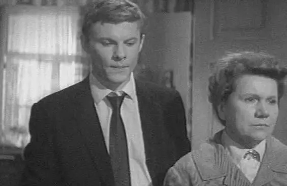 Женщины (1965) скачать торрент бесплатно Женщины (1965) фильм скачать торрент бесплатно