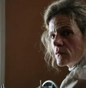 Жёлтые обои (2012) в хорошем качестве скачать торрент файл Жёлтые обои (2012) фильм в хорошем качестве скачать торрент файл