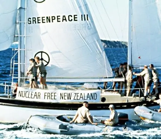 В смертельной опасности (1994) в хорошем качестве скачать торрент файл В смертельной опасности (1994) фильм в хорошем качестве скачать торрент файл