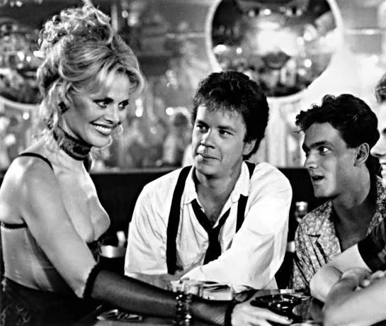 Студенческие каникулы (1985) скачать торрент файл Студенческие каникулы (1985) фильм скачать торрент файл