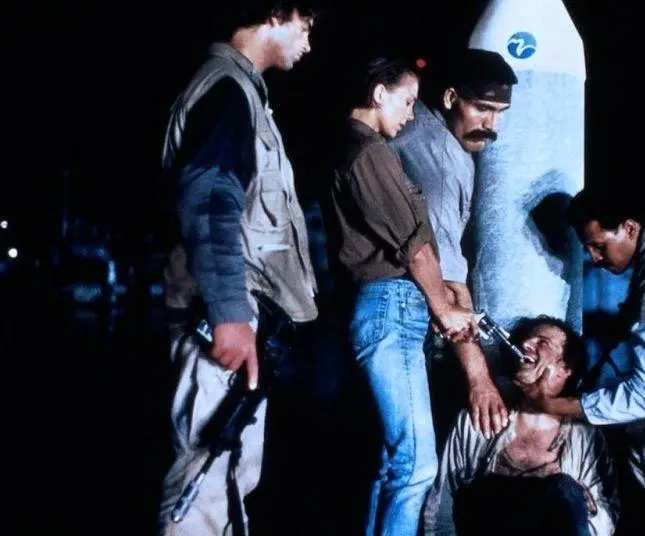 Стрелок (1993) скачать торрент бесплатно Стрелок (1993) фильм скачать торрент бесплатно