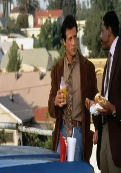 Стой! Или моя мама будет стрелять (1992) скачать торрент бесплатно Стой! Или моя мама будет стрелять (1992) фильм скачать торрент бесплатно