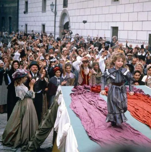 Новое платье короля (1994) в хорошем качестве скачать торрент файл Новое платье короля (1994) фильм в хорошем качестве скачать торрент файл