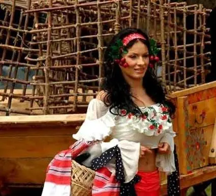 Сорочинская ярмарка (2004) скачать торрент бесплатно Сорочинская ярмарка (2004) фильм скачать торрент бесплатно