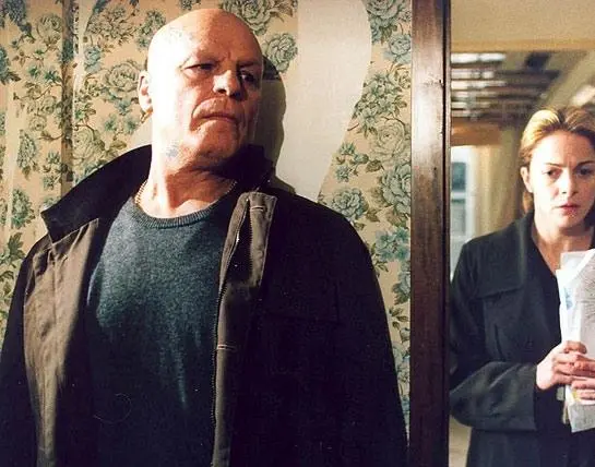 Незнакомка (2006) в хорошем качестве скачать торрент файл Незнакомка (2006) фильм в хорошем качестве скачать торрент файл