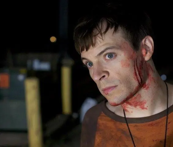 След от укуса (2011) в хорошем качестве скачать торрент файл След от укуса (2011) фильм в хорошем качестве скачать торрент файл