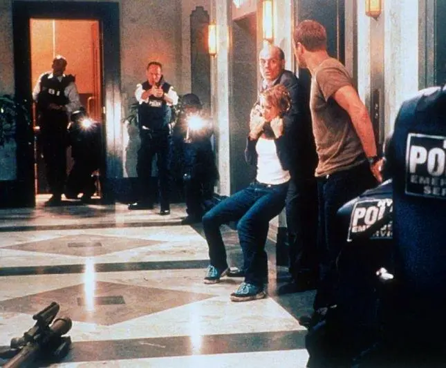 Лифт (2001) скачать торрент файл Лифт (2001) фильм скачать торрент файл