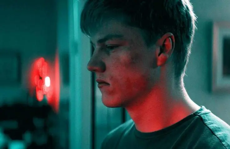 Ожидайте дальнейших инструкций (2018) скачать торрент файл Ожидайте дальнейших инструкций (2018) фильм скачать торрент файл